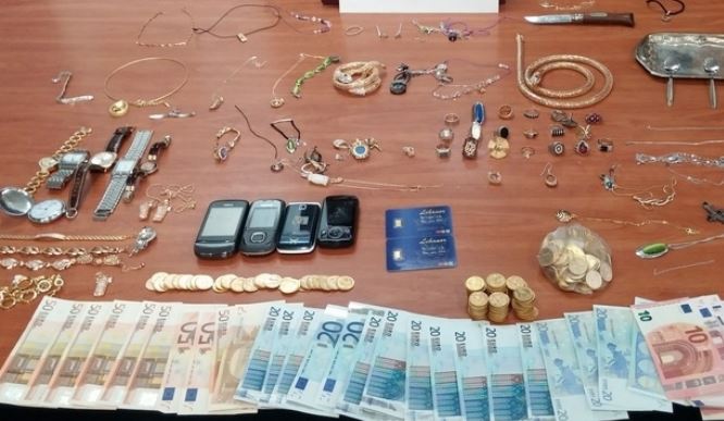 Οικιακή βοηθός καθάριζε και μετά… έκλεβε