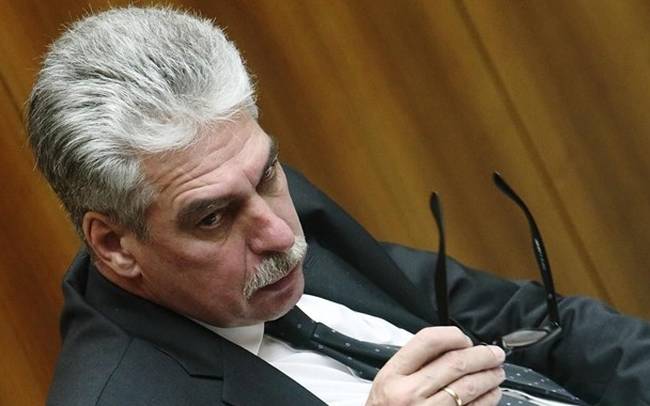 Δεν αποκλείει μια “πιθανή λύση” ο Αυστριακός ΥΠΟΙΚ