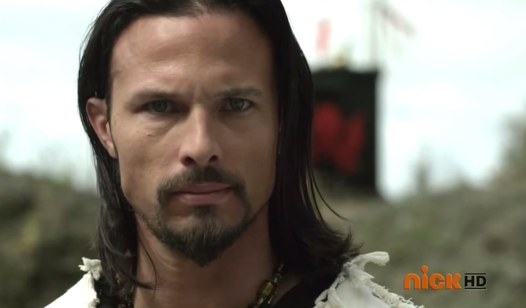 Πρωταγωνιστής των «Power Rangers» σκότωσε με σπαθί τον συγκάτοικό του