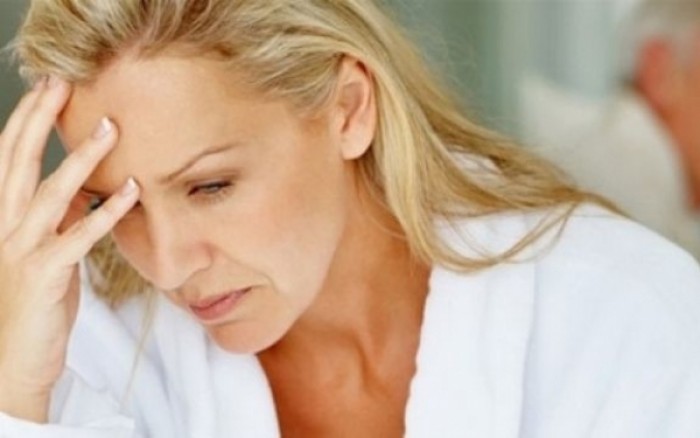 Έρευνα – Πόσο διαρκούν τα συμπτώματα της εμμηνόπαυσης