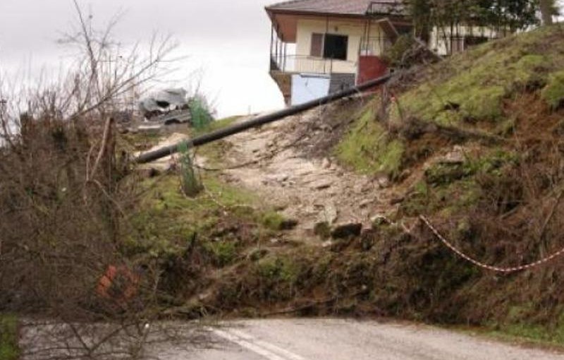 Απειλείται από κατολισθήσεις η Πλάκα Καλαβρύτων