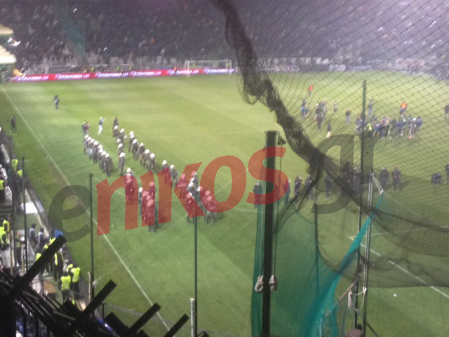 Επεισόδια με το σφύριγμα της λήξης στη Λεωφόρο – ΦΩΤΟ