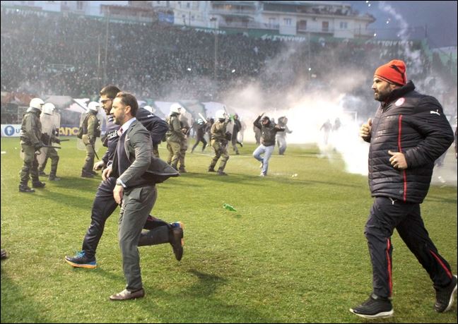 Τα επεισόδια στη Λεωφόρο – ΒΙΝΤΕΟ