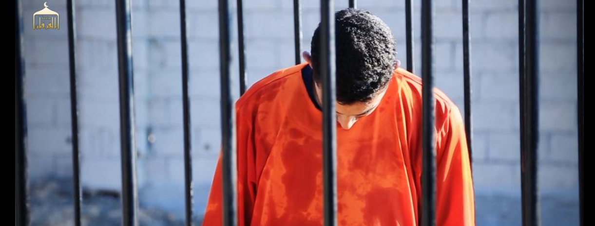 Νέο σοκ από την βαρβαρότητα των τζιχαντιστών. Φωτογραφίες πριν την εκτέλεση του πιλότου