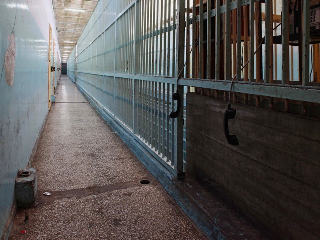 Συνεχίζεται η διαμαρτυρία κρατουμένων στις φυλακές Λάρισας