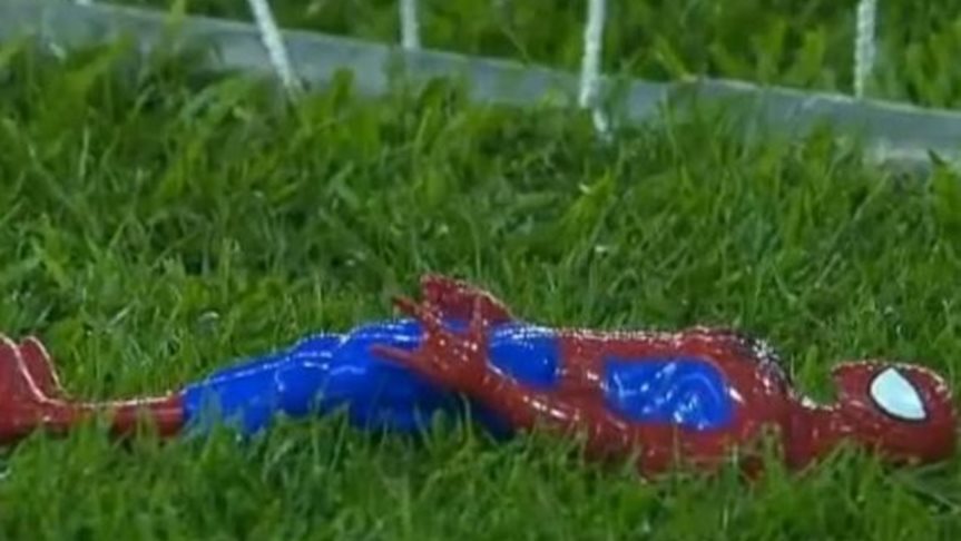 Ο τερματοφύλακας με τον… Σπάιντερμαν – ΒΙΝΤΕΟ