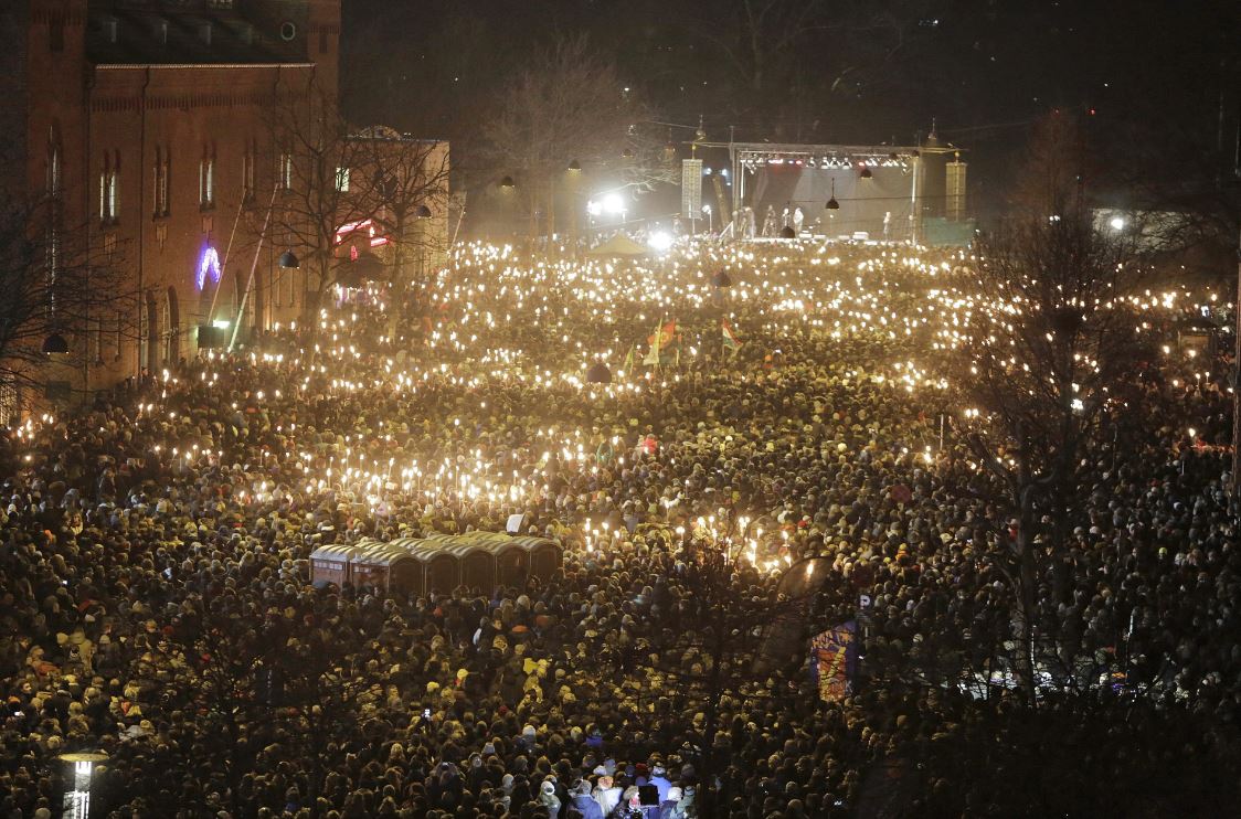 Δανία – Συγκέντρωση για τα θύματα των επιθέσεων – ΦΩΤΟ