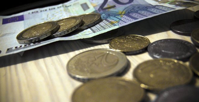 Νέα ρύθμιση για οφειλές προς την εφορία και τα Ταμεία