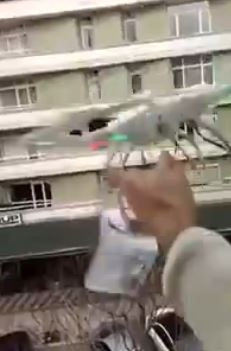 Στο περίπτερο με… ελικόπτερο – ΒΙΝΤΕΟ