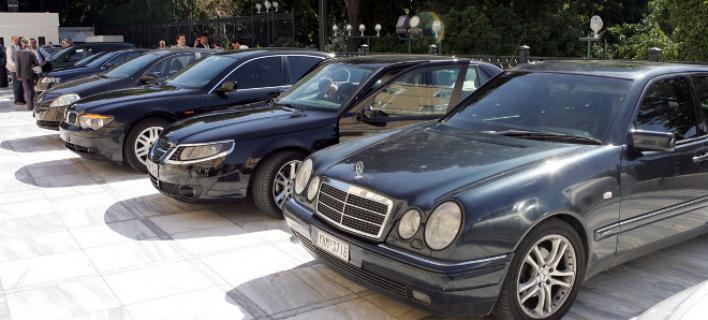 Να μην καταργηθούν τα βουλευτικά αυτοκίνητα ζητούν βουλευτές του ΣΥΡΙΖΑ