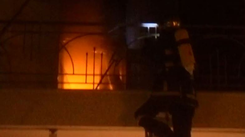 Πυρκαγιά σε κατάστημα στην Κατερίνη – ΒΙΝΤΕΟ