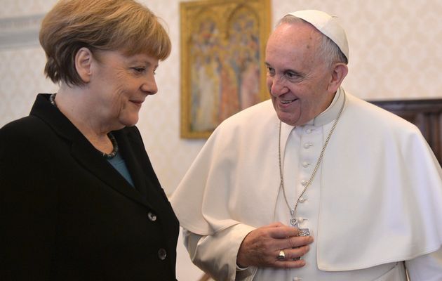 Η Μέρκελ συναντήθηκε με τον Πάπα Φραγκίσκο