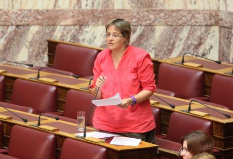 Κατριβάνου: Η Αμυγδαλέζα θα κλείσει – ΒΙΝΤΕΟ