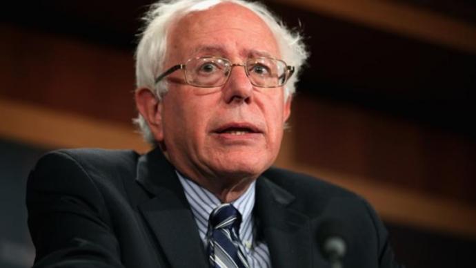 Μπέρνι Σάντερς: Βοηθήστε την Ελλάδα να τερματίσει τη λιτότητα