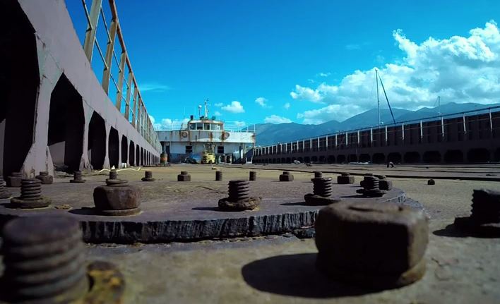 «Νεκροταφείο» πλοίων το λιμάνι των Μαλίων – ΒΙΝΤΕΟ
