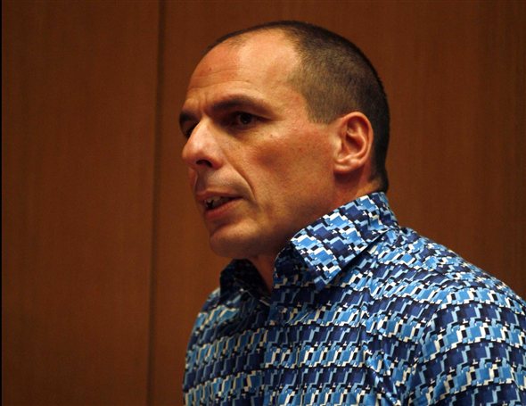 Βαρουφάκης: Καμία περίπτωση να βγει η Ελλάδα από το ευρώ