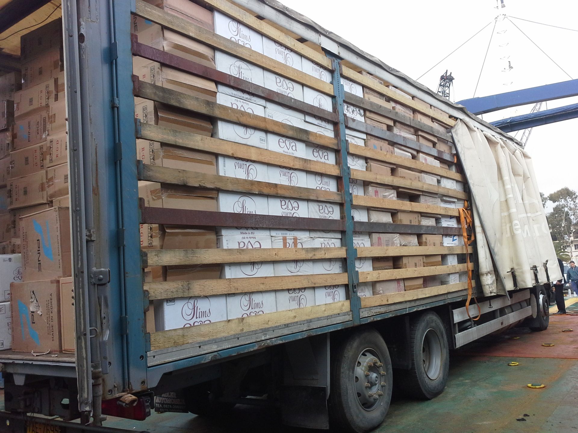 Εντοπίστηκε μεγάλη ποσότητα λαθραίων τσιγάρων