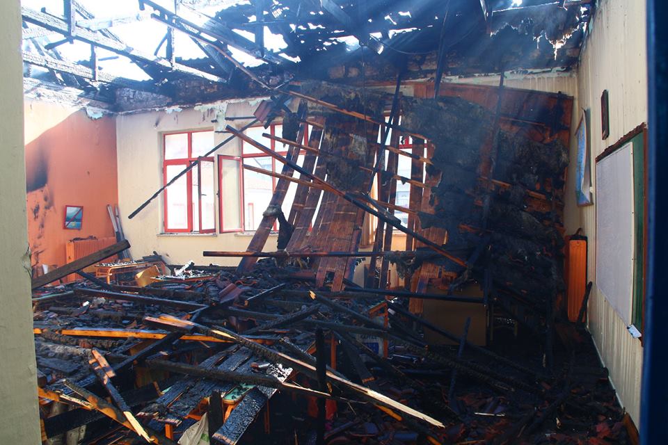 Εισαγγελική έρευνα για τα αίτια της φωτιάς στο σχολείο