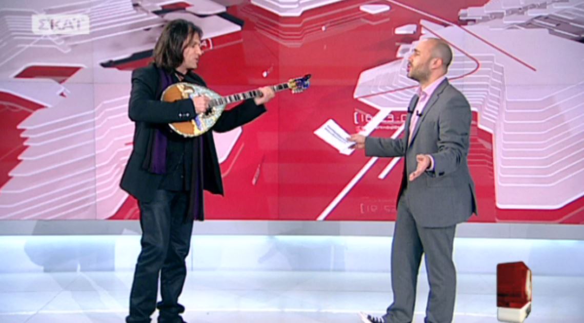 Τι τραγούδησε με μπουζούκι στην εκπομπή του ο Μπογδάνος – ΒΙΝΤΕΟ