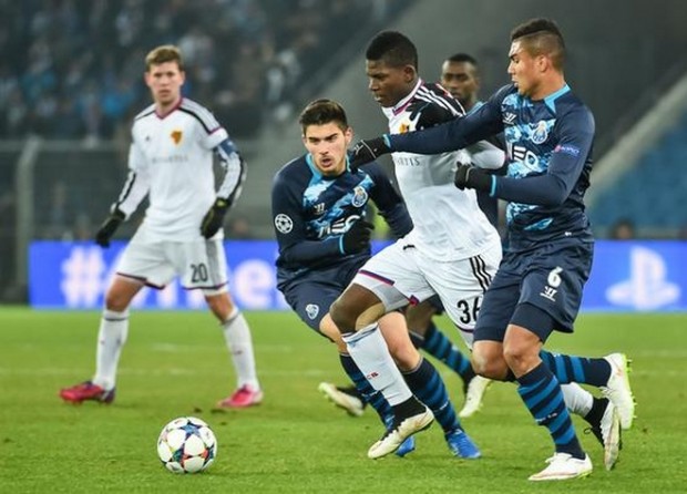 “Χ”αμογέλασε η Πόρτο στη Βασιλεία