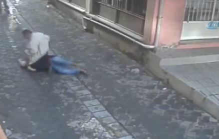 Απειλούσε με μαχαίρι την γυναίκα του – ΒΙΝΤΕΟ