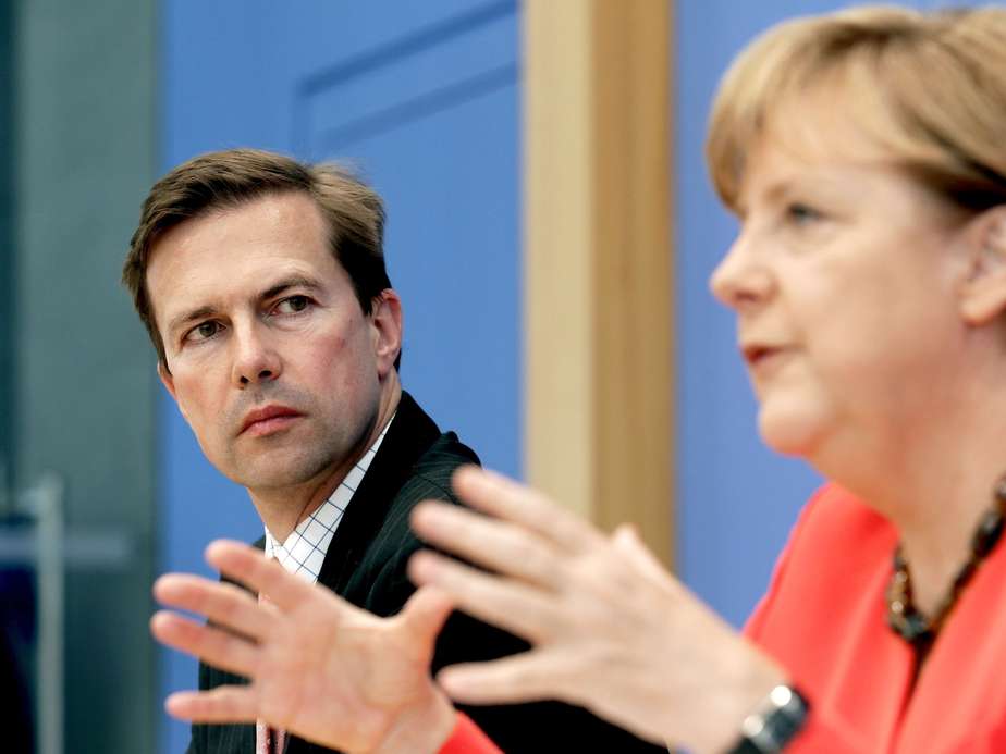 «Δεν υπάρχει ενδυματολογικός κώδικας για τους επισκέπτες» λένε οι Γερμανοί για Τσίπρα – Βαρουφάκη