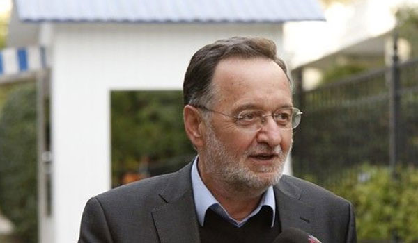 Ο Λαφαζάνης απορρίπτει συμμαχίες με δυνάμεις της κεντροδεξιάς