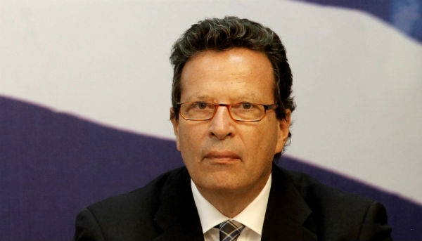 Kύρτσος: Να απαλλαγεί η κυβέρνηση από τον Βαρουφάκη