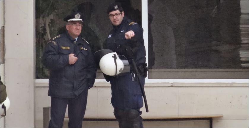 Ισχυρές αστυνομικές δυνάμεις στη Γαλακτομική Σχολή – ΤΩΡΑ