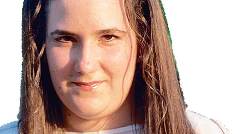 Μπλόκο στη «10η Εντολή» από τους συγγενείς της δασκάλας που δολοφονήθηκε στη Σαντορίνη