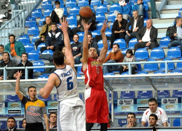 Έτρεχε με… 105 ο Ολυμπιακός στα Τρίκαλα