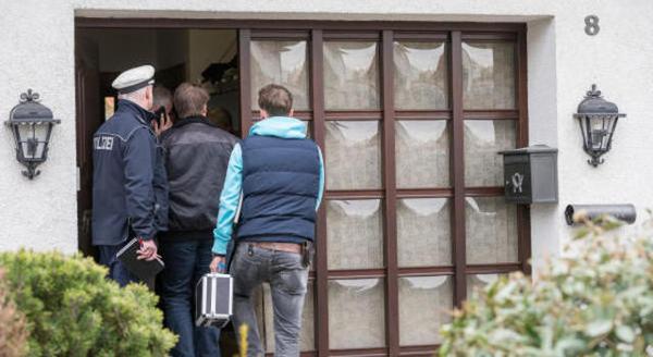 Έρευνες της αστυνομίας στο σπίτι του συγκυβερνήτη – ΦΩΤΟ