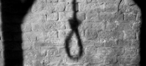 Κρεμάστηκε καθηγήτρια σε σχολείο της Καλιφόρνιας