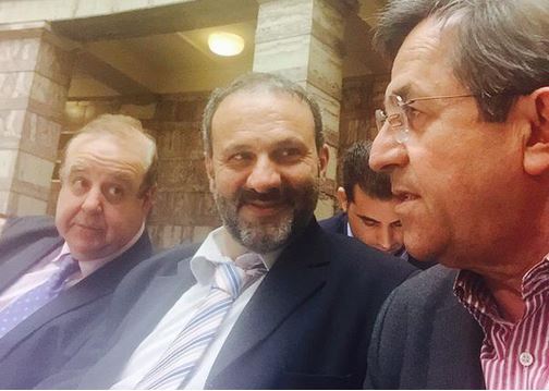 Η selfie των ΑΝ ΕΛ στη Βουλή – ΦΩΤΟ