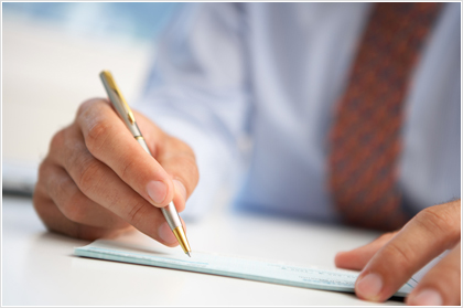 Άνοδο 78% σημείωσαν τον Φεβρουάριο οι ακάλυπτες επιταγές