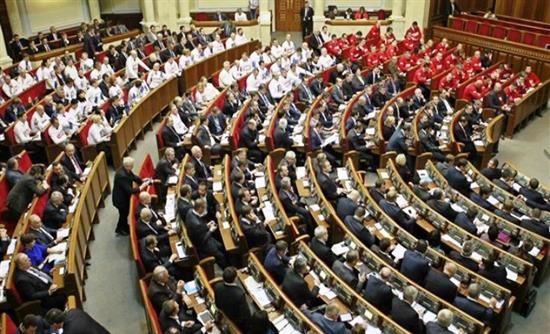 Δύο συλλήψεις on air κατά τη διάρκεια του υπουργικού συμβουλίου στο Κίεβο