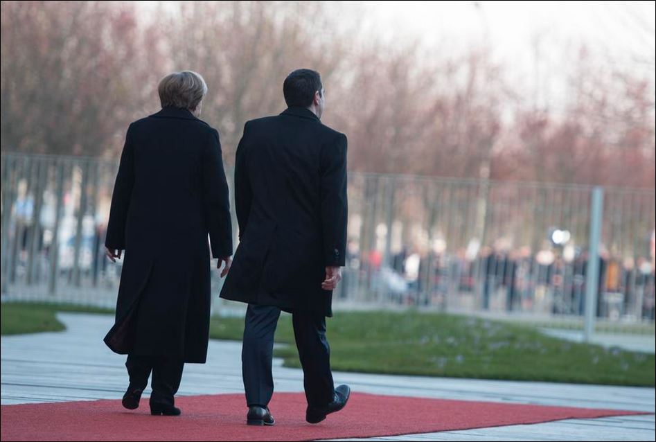 Τσίπρας: Θα υλοποιήσουμε τις δεσμεύσεις μας, αλλά…