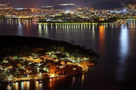 Επιχείρησαν να πάρουν την ελληνική ιθαγένεια με πλαστά πιστοποιητικά