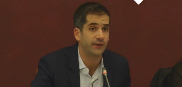 Σκάνδαλο με παράβολα αποκάλυψε ο Μπακογιάννης– ΒΙΝΤΕΟ