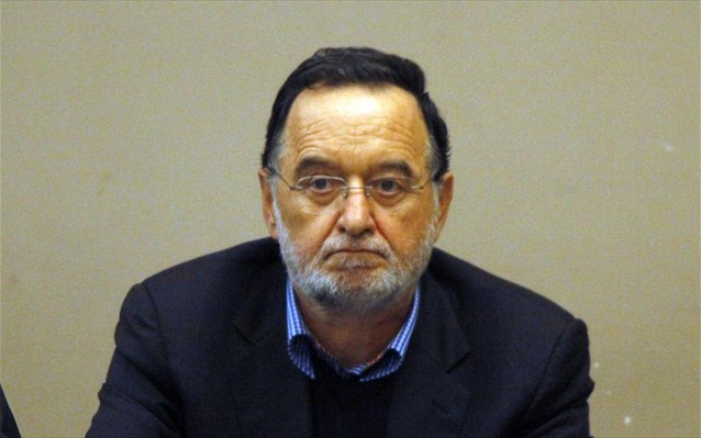 Λαφαζάνης: Σκέψεις για μείωση της τιμής του ρεύματος σε νοικοκυριά και επιχειρήσεις