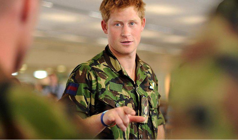 Ο πρίγκιπας Χάρι αφήνει τις ένοπλες δυνάμεις