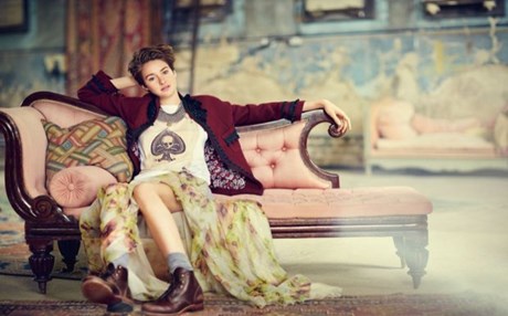 Εκατομμυριούχος… αντάρτισσα στα 23 της – ΦΩΤΟ