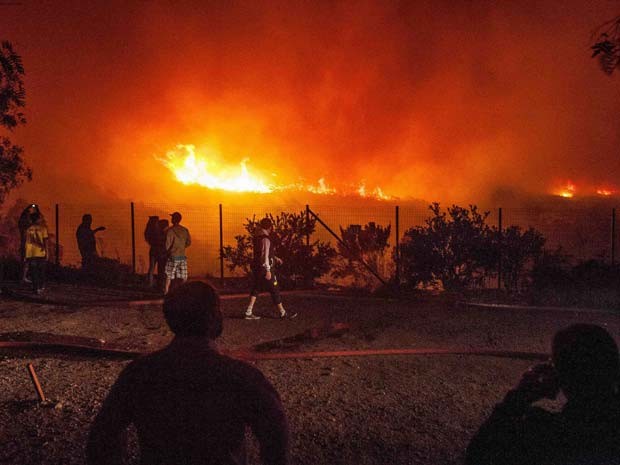 Τεράστια φωτιά μαίνεται στη Χιλή – ΦΩΤΟ