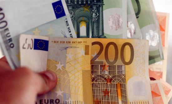 Αγώνας δρόμου για 7 δισ. ευρώ τον Μάρτιο