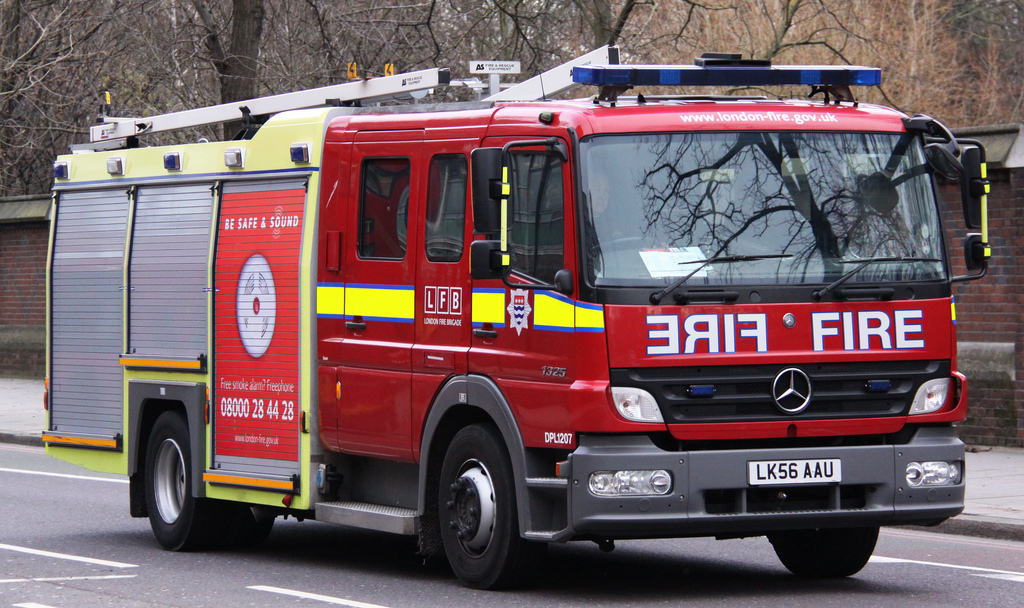 Δείτε πως ήταν τα πυροσβεστικά οχήματα πριν από 100 χρόνια – ΦΩΤΟ