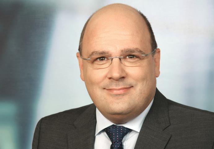 Κάμπετερ: Η Ελλάδα δεν έχει χρόνο για δημοψήφισμα