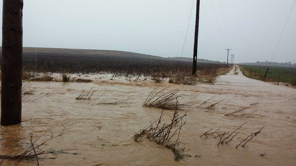 Πλημμύρισαν αγροτικοί δρόμοι και καλλιέργειες στην Ξάνθη – ΒΙΝΤΕΟ