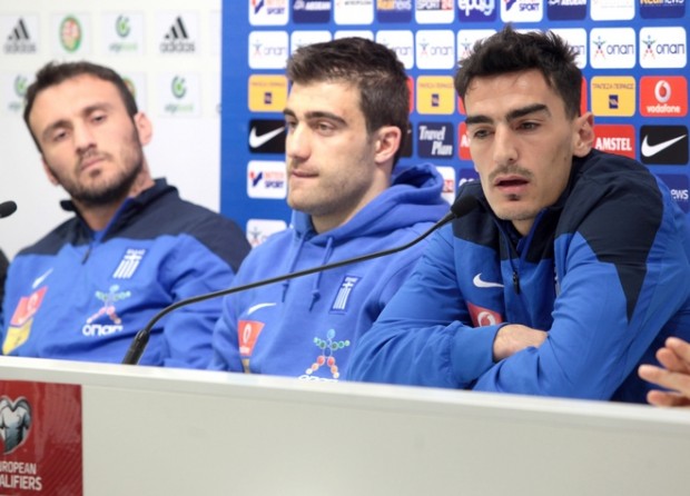 Παπασταθόπουλος: Δεν πρέπει να κοιτάμε το παρελθόν