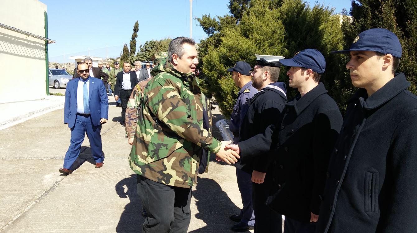 Γιατροί με ελικόπτερο του στρατού στα Κύθηρα – ΦΩΤΟ