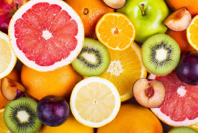 Πανίσχυρα φρούτα: Ο σωστός τρόπος να τα τρώμε